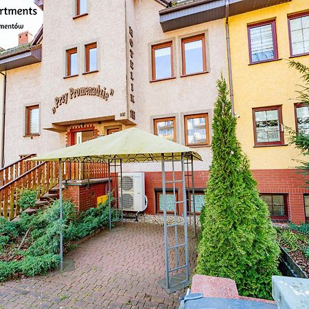 Baltic Apartments - Hotelik Przy Promenadzie Свиноуйсьце Экстерьер фото