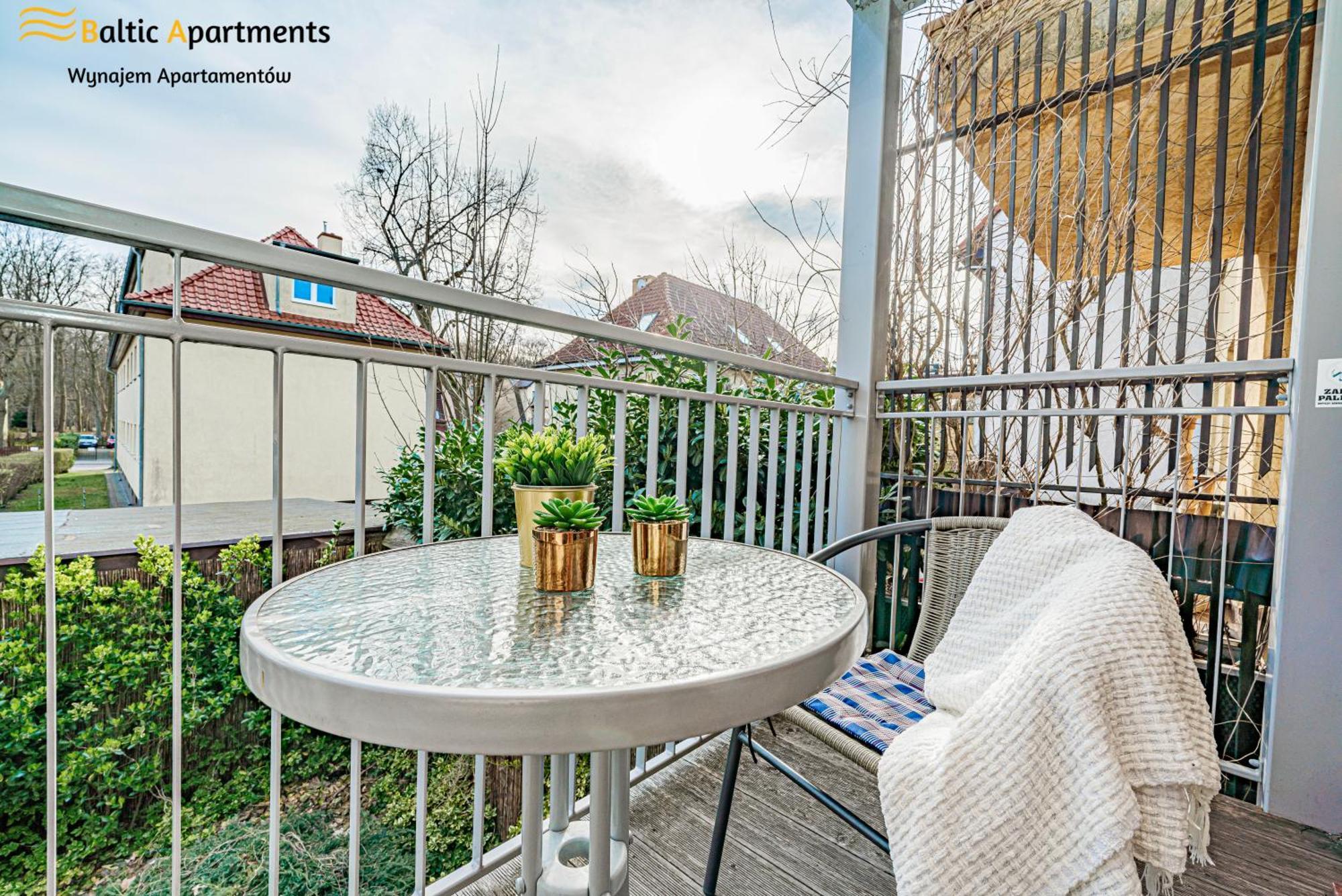 Baltic Apartments - Hotelik Przy Promenadzie Свиноуйсьце Экстерьер фото
