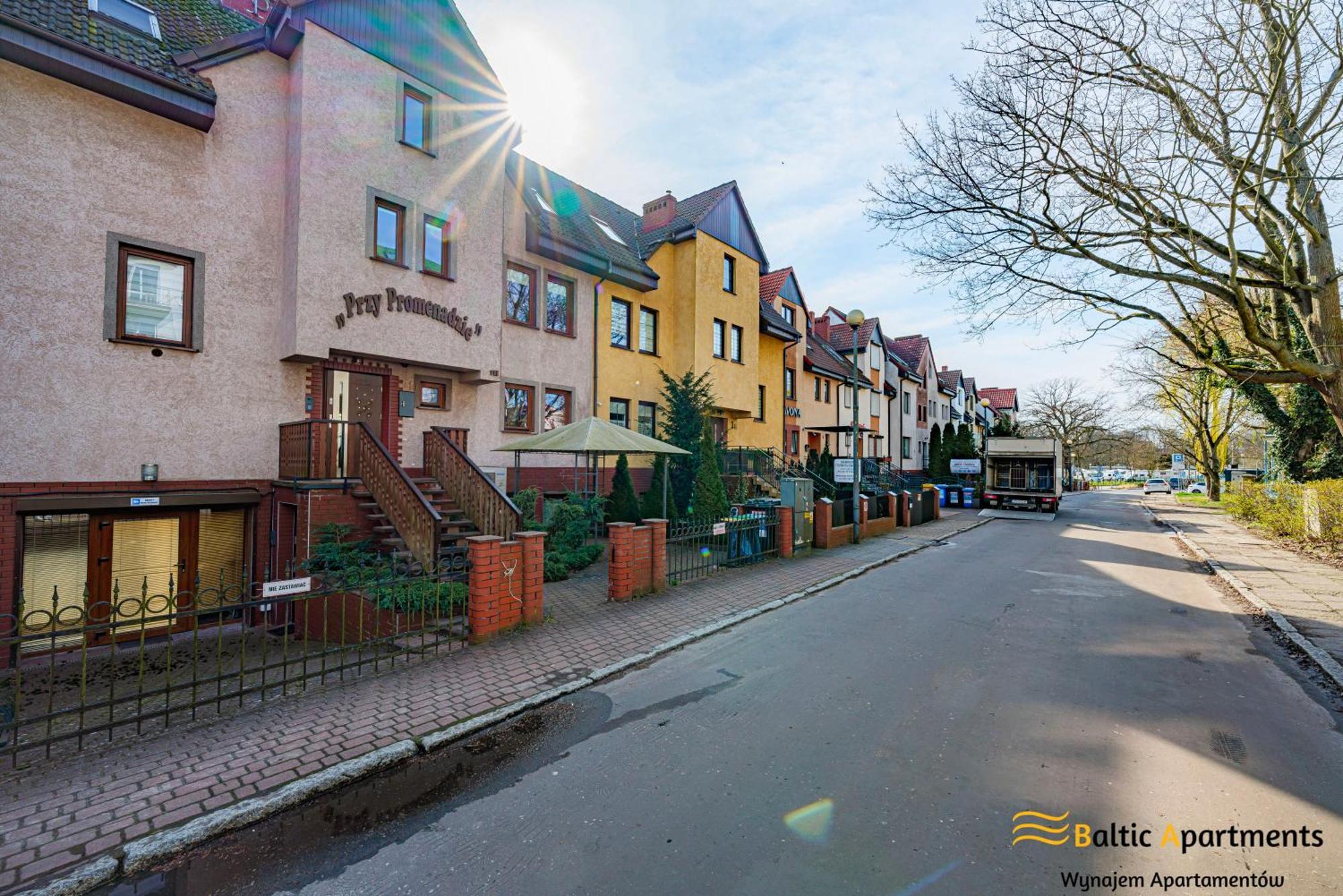 Baltic Apartments - Hotelik Przy Promenadzie Свиноуйсьце Экстерьер фото